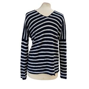 NEW Vince 100% linen V-neck sweater